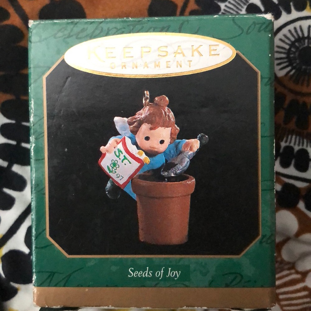 Keepsake vintage ornament